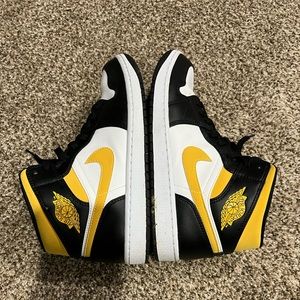 Jordan 1 Pollen Size 9.5 Men’s